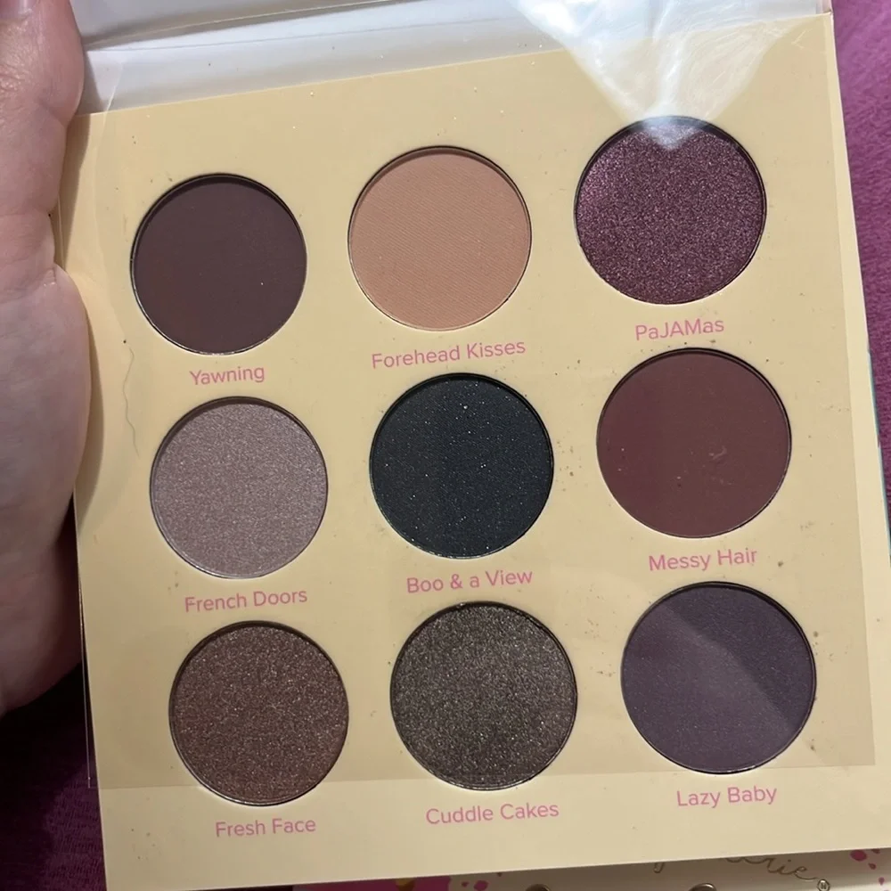 Beauty Bakerie Cosmetics 9 Shade Eyeshadow Glitter Palette Breakfast in Bed